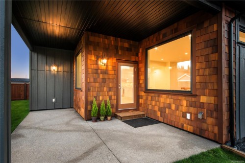 778 Sitka St, Campbell River, BC 