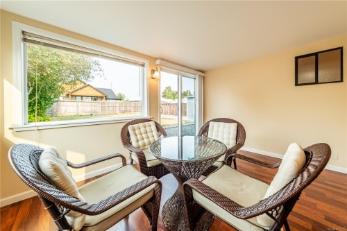 723 Phillips St, Parksville, BC 
