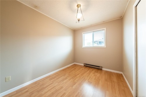 723 Phillips St, Parksville, BC 