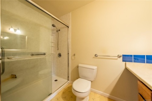 723 Phillips St, Parksville, BC 