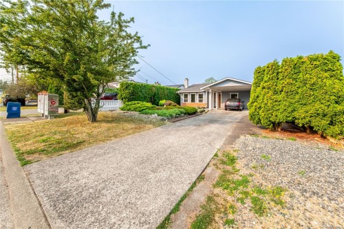 723 Phillips St, Parksville, BC 