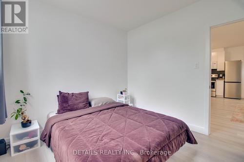 B - 135 B Duford Street, Ottawa, ON - Indoor Photo Showing Bedroom