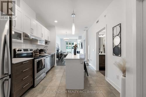 903 - 200 Inlet Private, Ottawa, ON - Indoor Photo Showing Kitchen With Upgraded Kitchen