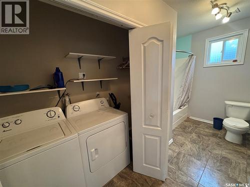 213 3Rd Avenue W, Biggar, SK - Indoor Photo Showing Laundry Room