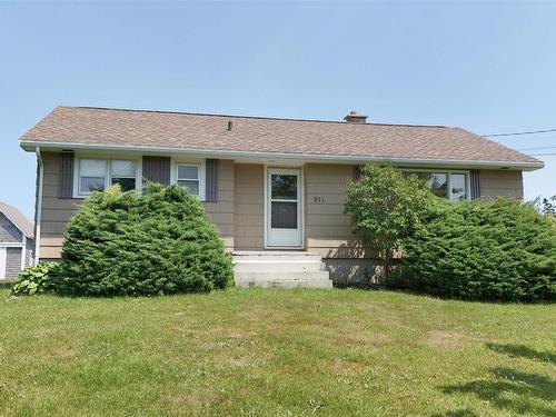 911 Highway 335, West Pubnico, NS - Outdoor