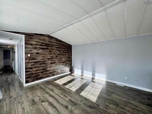 1535 Woodbine Drive, Beaver Bank, NS 