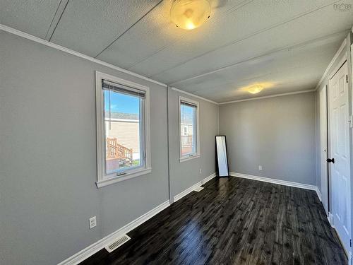 1535 Woodbine Drive, Beaver Bank, NS 