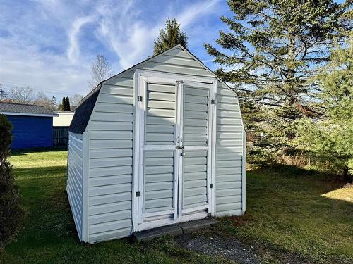 1535 Woodbine Drive, Beaver Bank, NS 