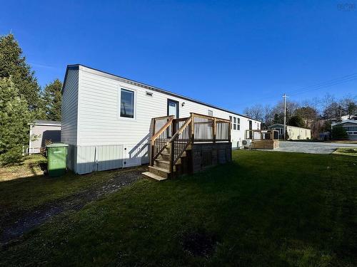 1535 Woodbine Drive, Beaver Bank, NS 