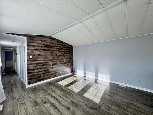 1535 Woodbine Drive, Beaver Bank, NS 