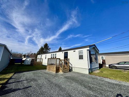 1535 Woodbine Drive, Beaver Bank, NS 