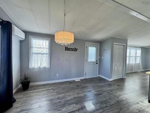 1535 Woodbine Drive, Beaver Bank, NS 