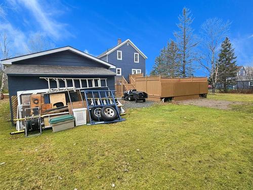 73 Fairhaven Drive, Westmount, NS 