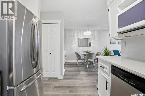 1612 Rothwell Street, Regina, SK - Indoor Photo Showing Kitchen