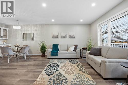 1612 Rothwell Street, Regina, SK - Indoor Photo Showing Living Room