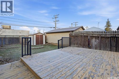 1612 Rothwell Street, Regina, SK - Outdoor With Deck Patio Veranda