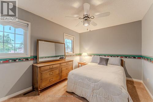 44 Cardinal Street, Barrie, ON - Indoor Photo Showing Bedroom