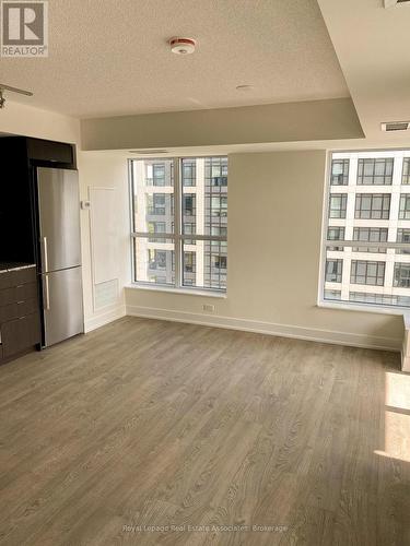 1422 - 9 Mabelle Avenue, Toronto, ON - Indoor Photo Showing Other Room