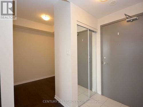 209 - 54 Sky Harbour Drive, Brampton, ON - Indoor