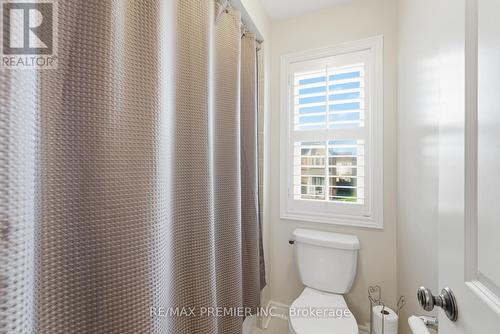 31 Boyces Creek Court, Caledon, ON - Indoor Photo Showing Bathroom