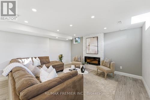 31 Boyces Creek Court, Caledon, ON - Indoor Photo Showing Living Room With Fireplace