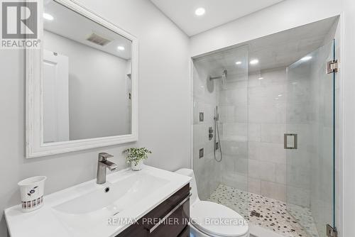 31 Boyces Creek Court, Caledon, ON - Indoor Photo Showing Bathroom