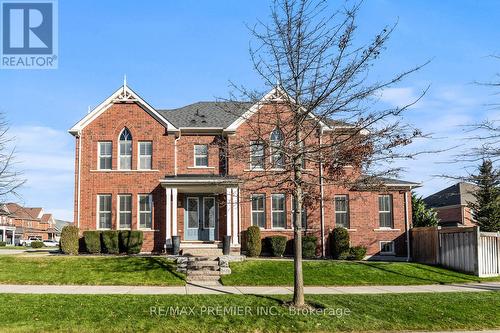 31 BOYCES CREEK COURT  Caledon, ON L7C 3S2