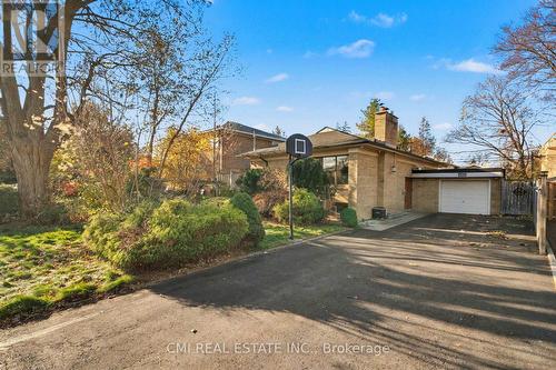 460 Martin Grove Road, Toronto, ON - Outdoor