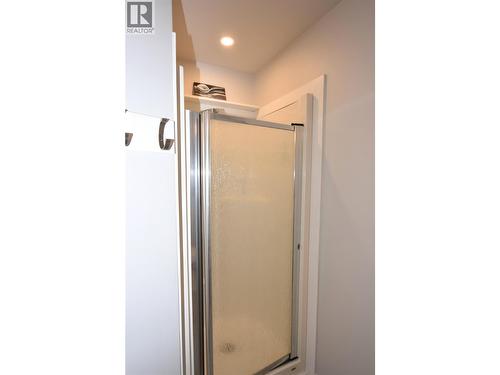 75 Antoine Road Unit# 103, Vernon, BC - Indoor Photo Showing Bathroom