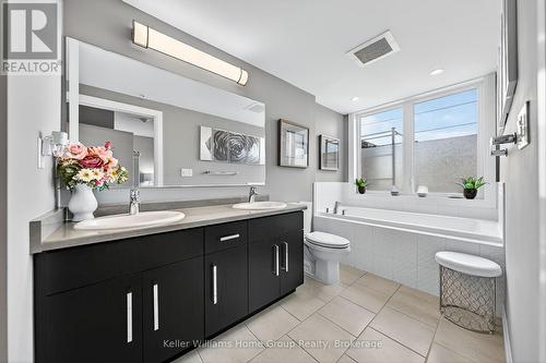 At5 - 53 Arthur Street S, Guelph (St. Patrick'S Ward), ON - Indoor Photo Showing Bathroom