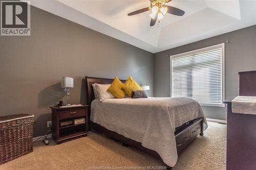 11925 Cobblestone Crescent, Windsor, ON - Indoor Photo Showing Bedroom