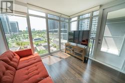 915 - 121 MCMAHON DRIVE  Toronto, ON M2K 0C1