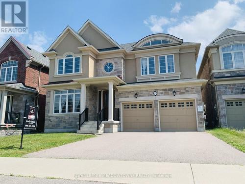 95 Beckett Avenue, East Gwillimbury, ON - Outdoor With Facade