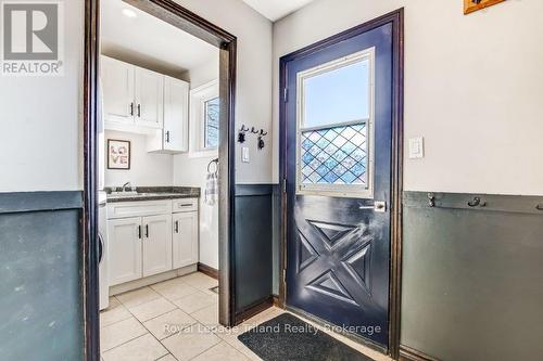 714624 Middletown Line, Norwich (Oxford Centre), ON - Indoor