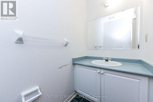 5439 Antrex Crescent, Mississauga, ON - Indoor Photo Showing Bathroom