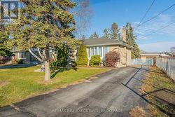 101 PARK CRESCENT  Loyalist (Amherstview), ON K7N 1L7