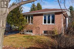 112 Ravina Avenue  Greater Sudbury, ON P3L 1C2