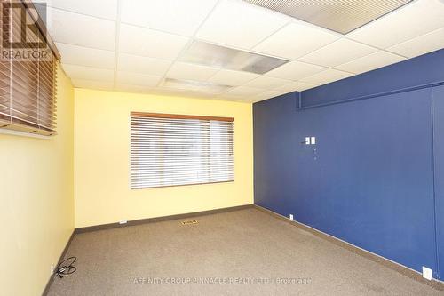 221 Kent Street W, Kawartha Lakes (Lindsay), ON 