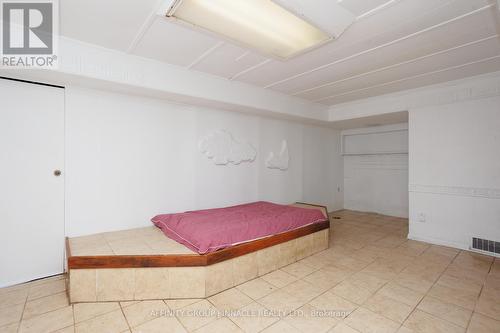 22 Sunset Court, Kawartha Lakes (Lindsay), ON - Indoor