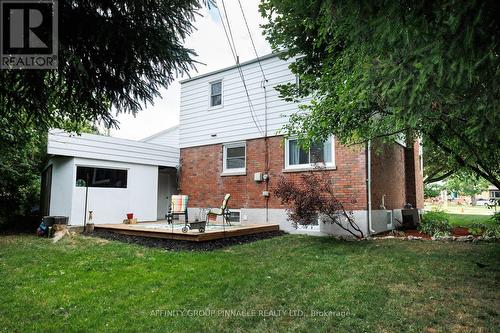 22 Sunset Court, Kawartha Lakes (Lindsay), ON - Outdoor With Deck Patio Veranda With Exterior