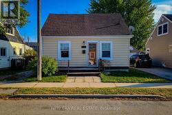 54 EIGHTH AVENUE  Brantford, ON N3S 1C3