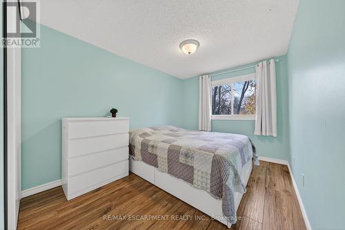 64 - 145 Rice Avenue, Hamilton, ON - Indoor Photo Showing Bedroom