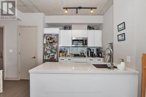 1803 - 203 Catherine Street, Ottawa, ON - Indoor Photo Showing Kitchen