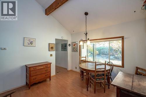 205 6Th Avenue, Castlegar, BC - Indoor Photo Showing Dining Room