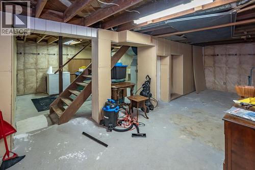 205 6Th Avenue, Castlegar, BC - Indoor Photo Showing Basement