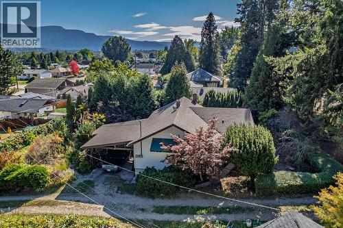 205 6Th Avenue, Castlegar, BC - Outdoor