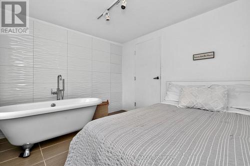 49 Mary Street, Barrie (City Centre), ON 