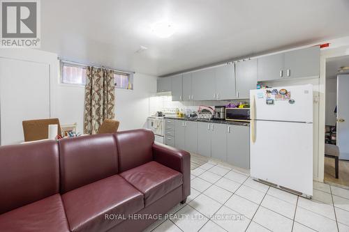85 Painted Post Drive, Toronto (Woburn), ON - Indoor Photo Showing Kitchen