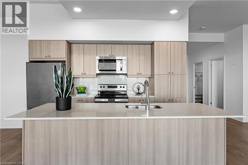 7711 Green Vista Gate Unit# 814, Niagara Falls, ON - Indoor Photo Showing Kitchen