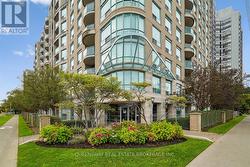 200 - 28 PEMBERTON AVENUE  Toronto, ON M2M 4L1